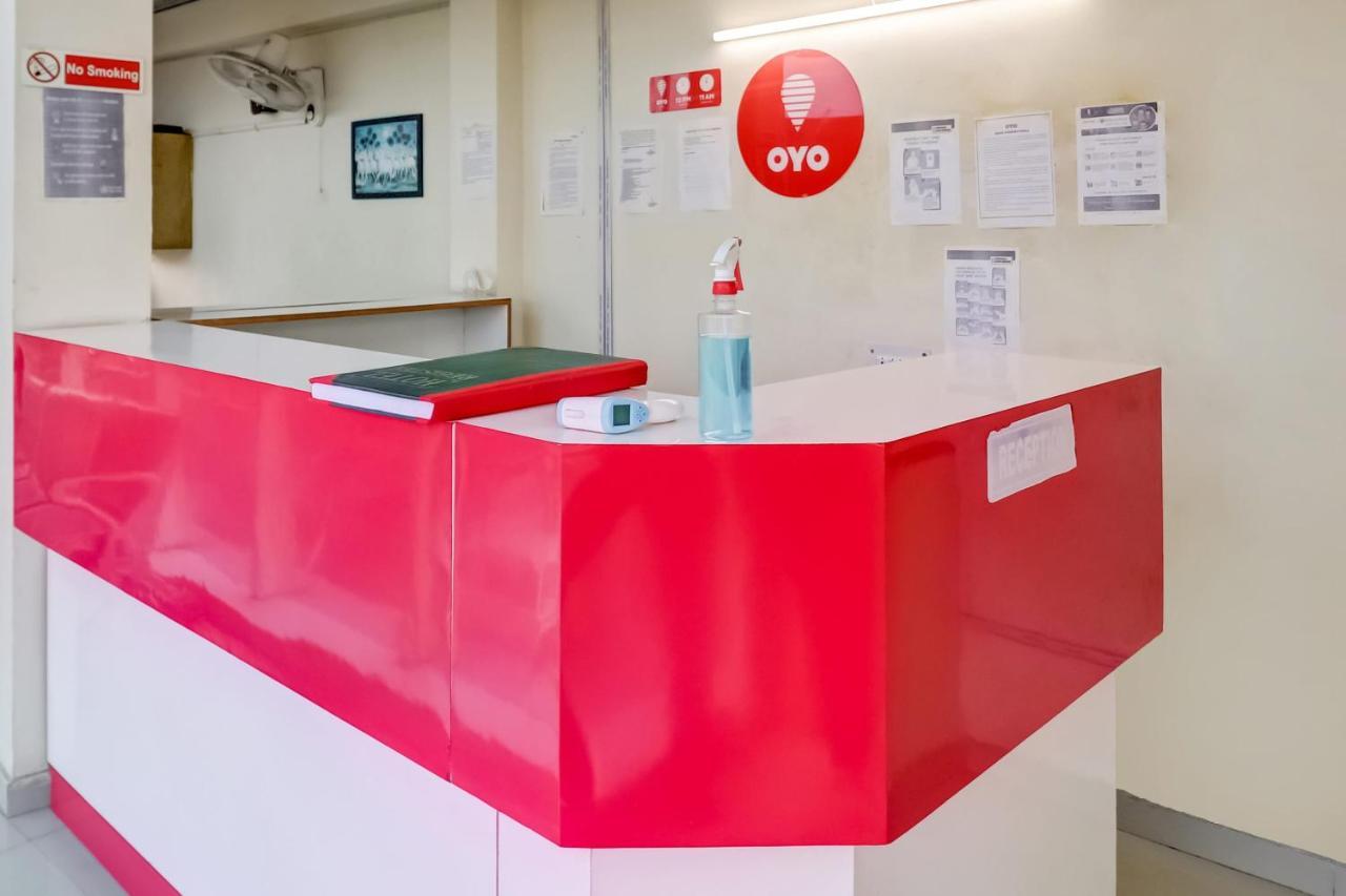 Oyo Hotel R K Residency Gurgaon Ngoại thất bức ảnh